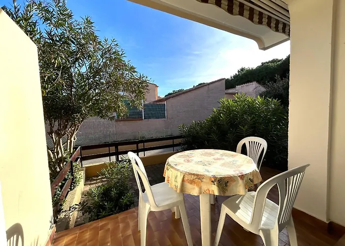 Rez-de-jardin Confortable Avec Terrasse Proche Plage, Parking Prive - Fr-1-837-62 * ארגלס-סור-מר