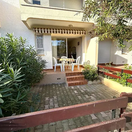 Rez-de-jardin Confortable Avec Terrasse Proche Plage, Parking Prive - Fr-1-837-62 Lejlighed Argelès-sur-Mer
